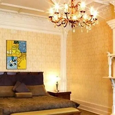 Chateau Versailles Montreal 4*,