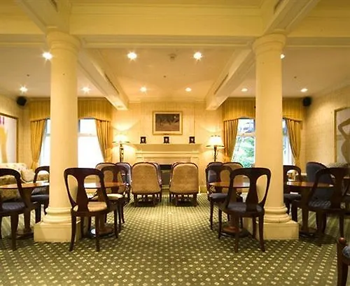 Hotel Chateau Versailles Montreal
